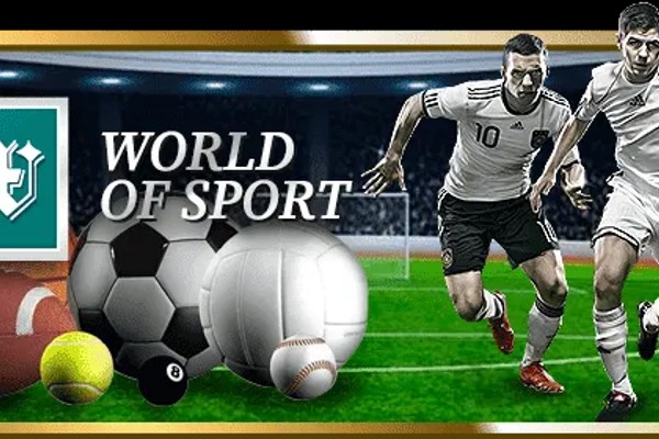 Hình ảnh sân bóng đá với trái bóng và cầu thủ