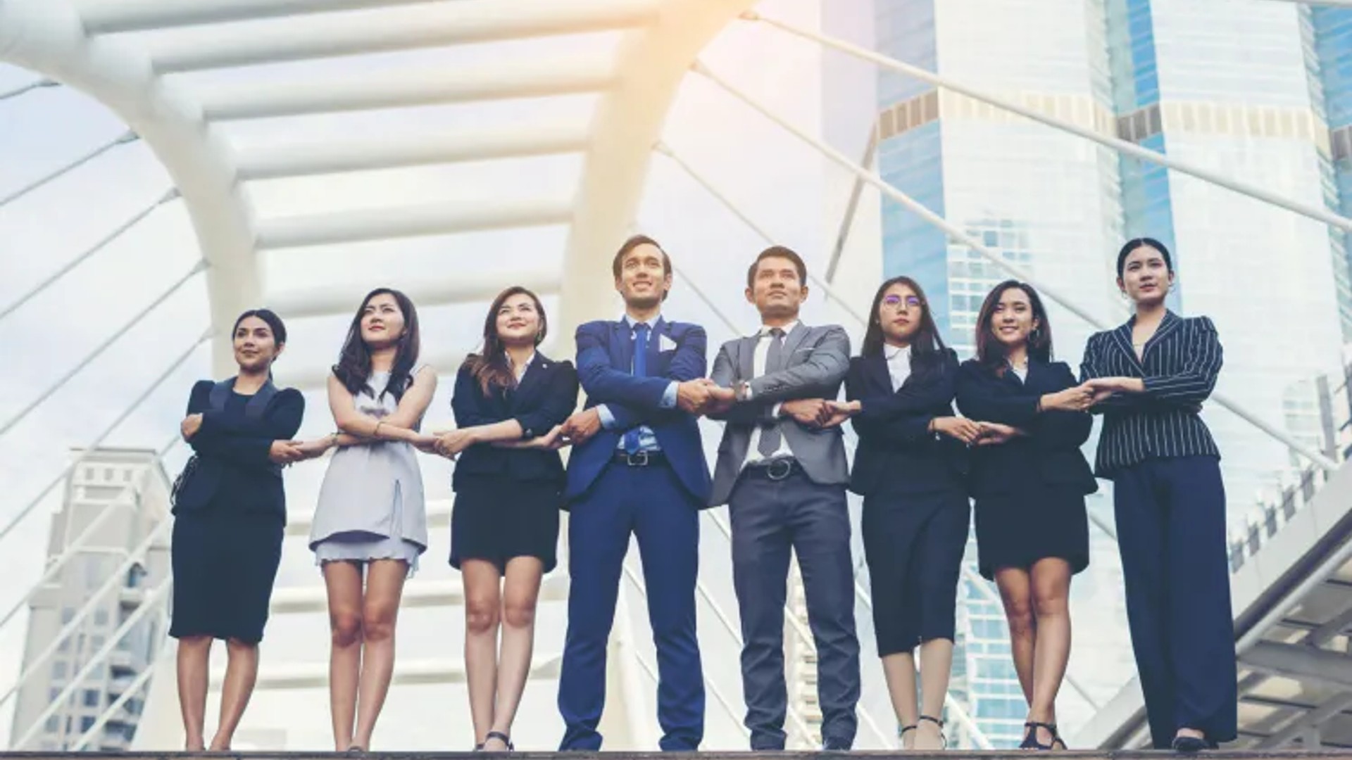 Hình ảnh đại diện cho cờ bạc có trách nhiệm, thể hiện sự an toàn và cân bằng trong giải trí trực tuyến với 777king.